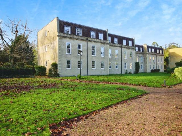 Flat for sale in Winterbourne, Frenchay