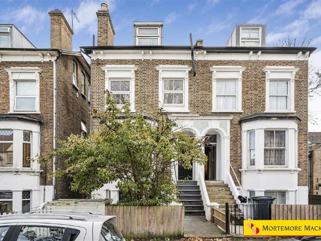 Flat for sale in Noel Park, Cat Hill
