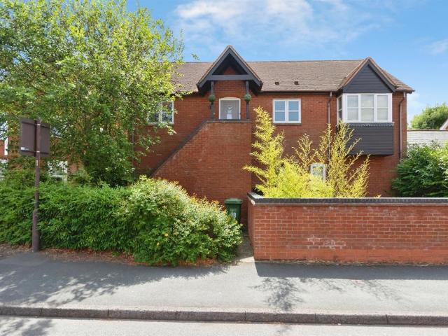 Flat for sale in Shirley, West Midlands