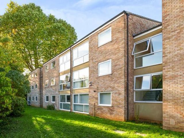 Flat for sale in The Slade, Oxfordshire