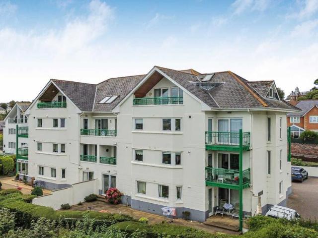 Flat for sale in Livermead, Torquay