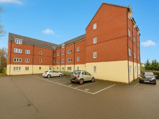 Flat for sale in Pontrhydyrun, Wales