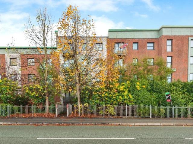 Flat for sale in St Helens