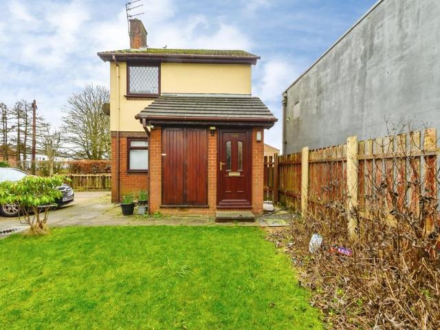 Flat for sale in Salford, Greater Manchester