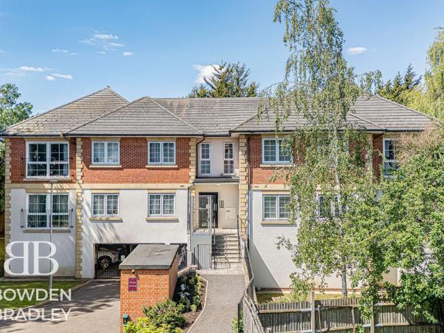 Flat for sale in South Woodford, Isle Of Man