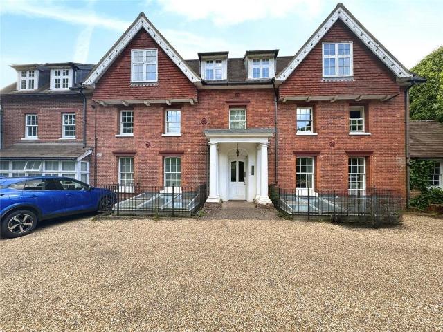 Flat for sale in Nevill Park, Sandown Park
