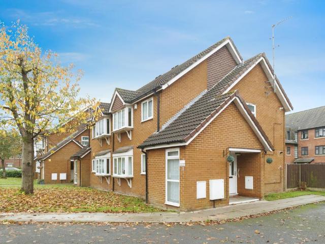 Flat for sale in Georgia, Greater Manchester