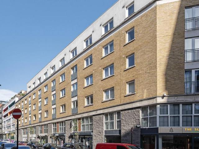 Flat for sale in St. George in the East, Whitechapel