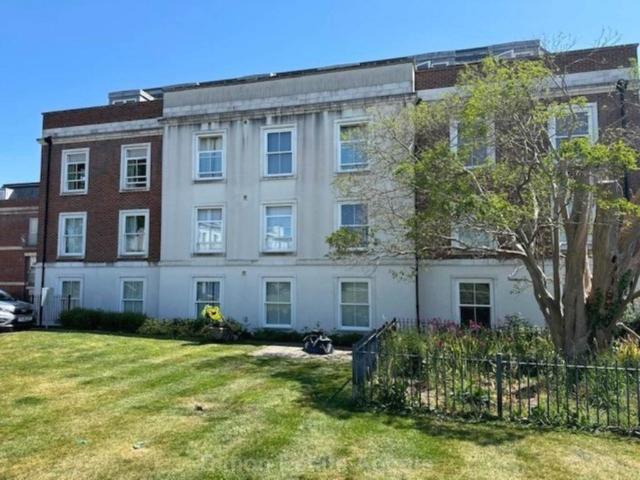 Flat for sale in Priddy's Hard, Middlecroft