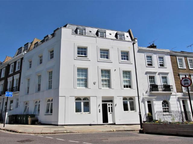 Flat for sale in Fitzrovia, Greater London