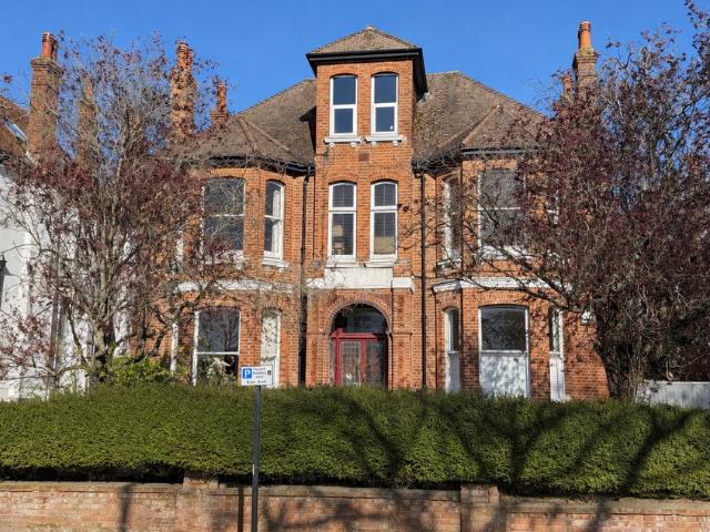Flat for sale in Round Hill, Brighton & Hove