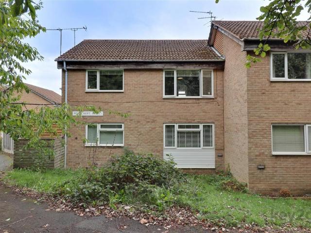 Flat for sale in Westfield, Sheffield