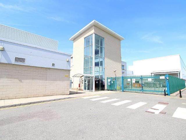 Flat for sale in Ortongate Centre, Peterborough