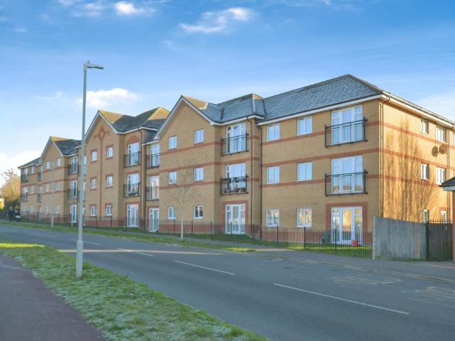 Flat for sale in Bybrook, Bridgefield