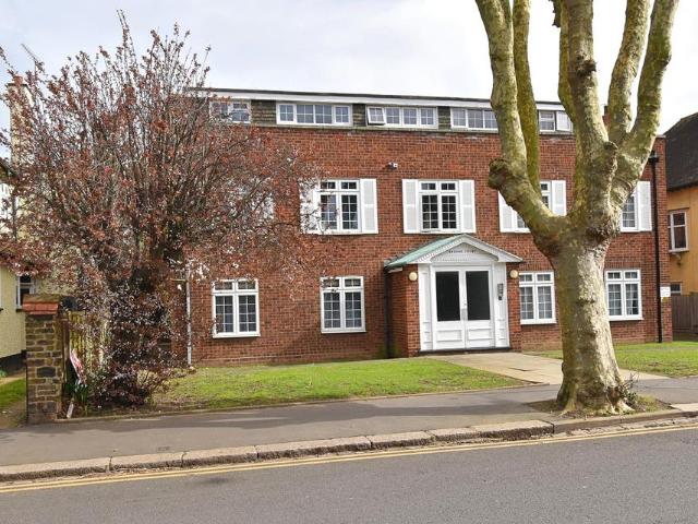 Flat for sale in Milton, Southend-on-Sea