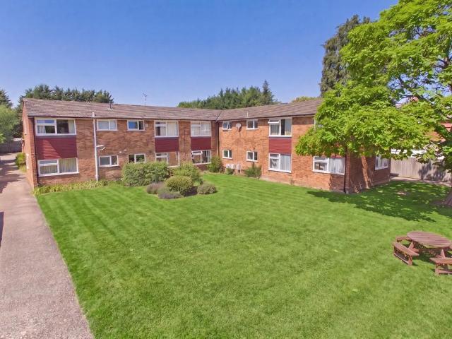 Flat for sale in St Marks, Maidenhead