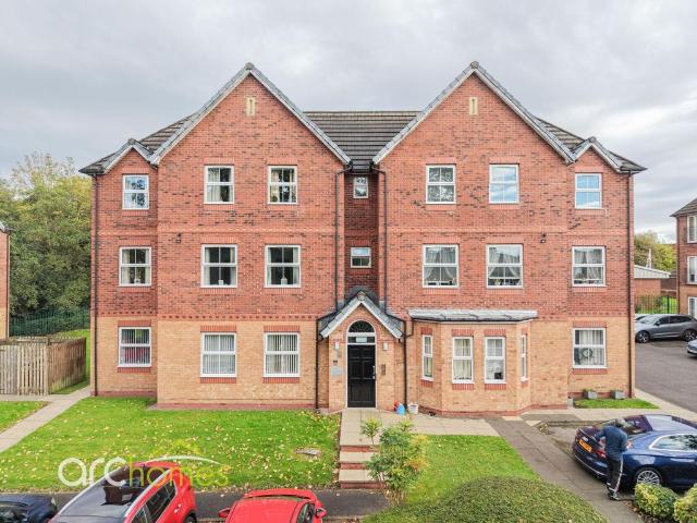 Flat for sale in Howe Bridge, Wigan