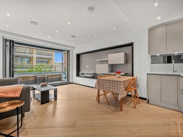 Flat for sale in Kentish Town, Isle Of Man