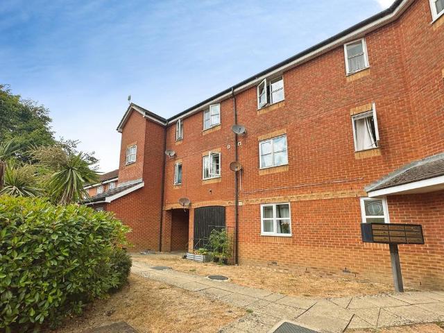 Flat for sale in Bridgefield, Kent
