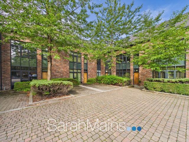 Flat for sale in Battle Field, Tyne And Wear