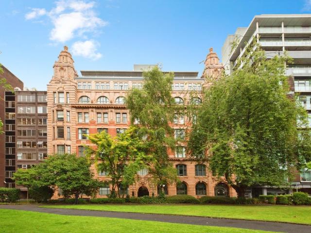 Flat for sale in City Centre, Georgia