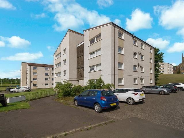 Flat for sale in Rutherglen, Scotland