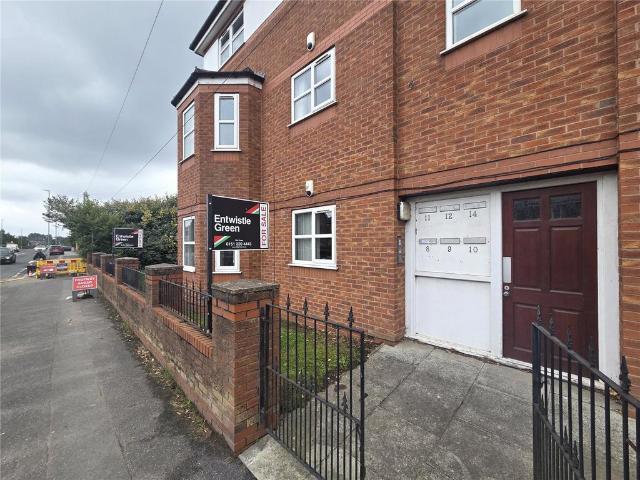 Flat for sale in Huyton, Knowsley