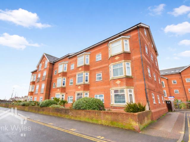 Flat for sale in Blackpool