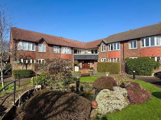 Flat for sale in Rustington, Clapham