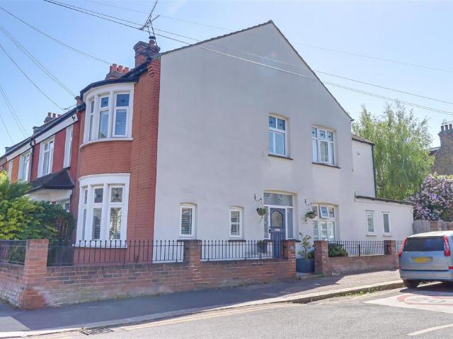 Flat for sale in Alton Barnes, Isle Of Man