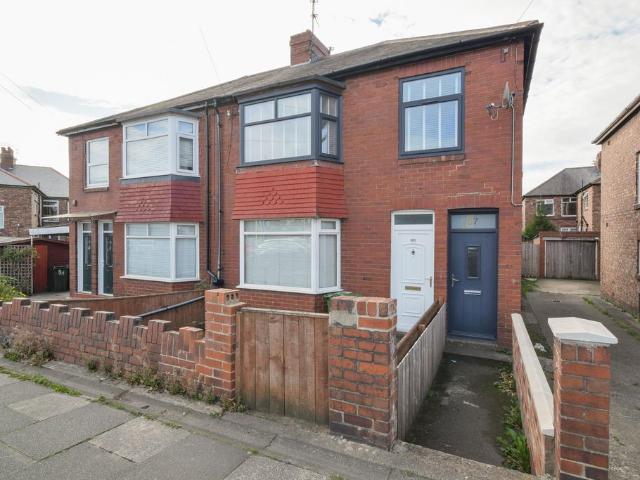 Flat for sale in Heaton, Tyne And Wear