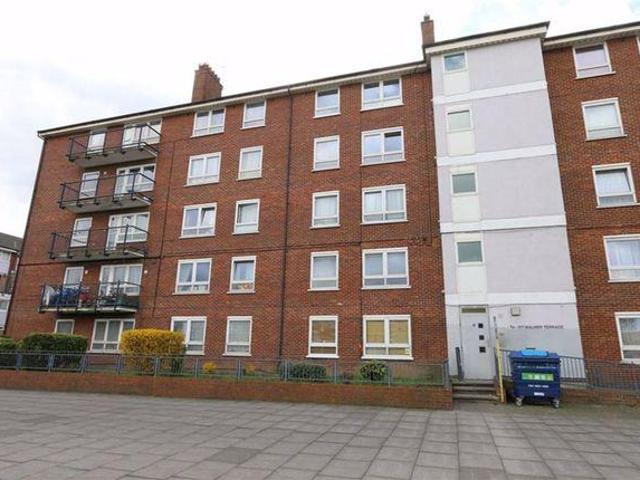 Flat for sale in Glyndon, Plumstead