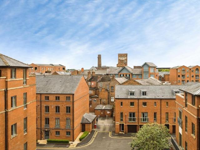 Flat for sale in Newtown, Two Mills