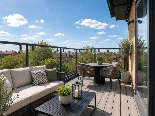 Flat for sale in Whitehall, Acol