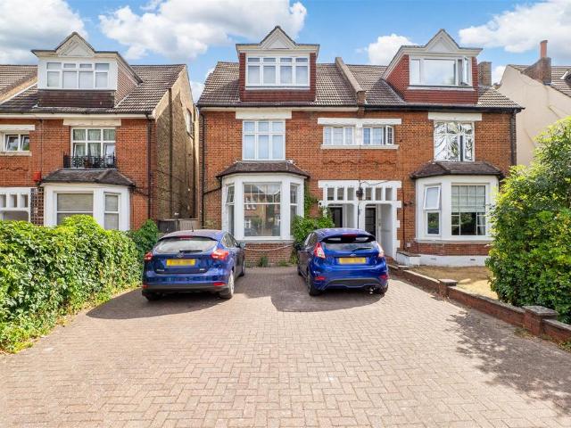 Flat for sale in Greater London