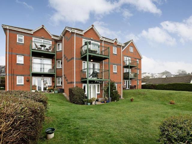 Flat for sale in Holcombe Down, Bridford