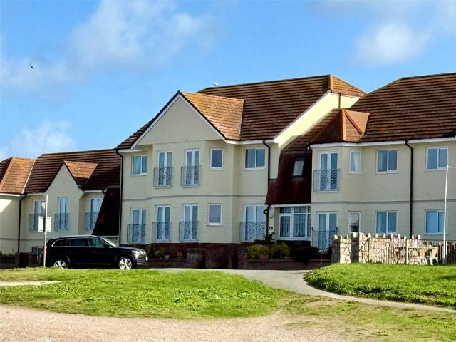 Flat for sale in Llandudno