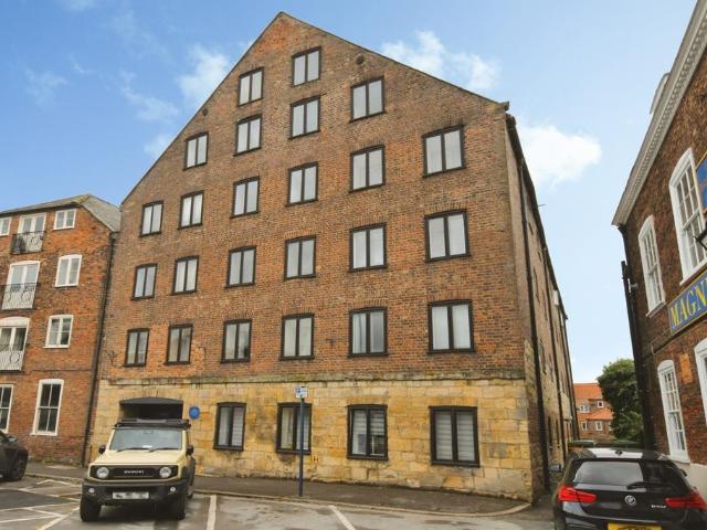 Flat for sale in Bargate, Boston