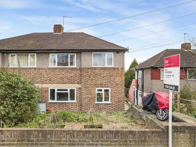 Flat for sale in London Borough of Lewisham, Greater London