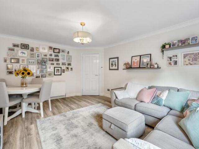 Flat for sale in Kelvinside, Glasgow