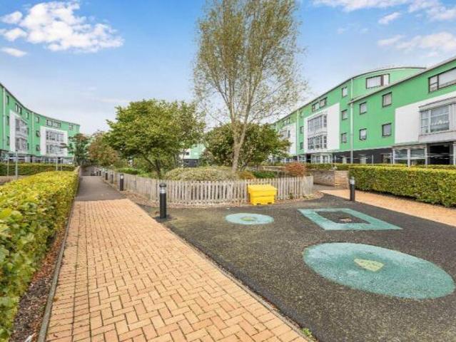 Flat for sale in Moat, Slateford