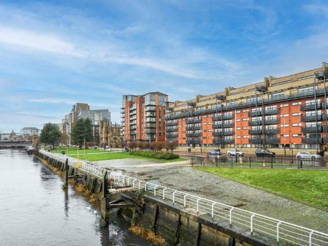 Flat for sale in City Centre, Scotland