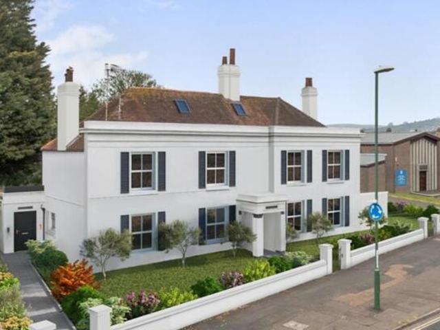 House for sale in Fishersgate, West Sussex