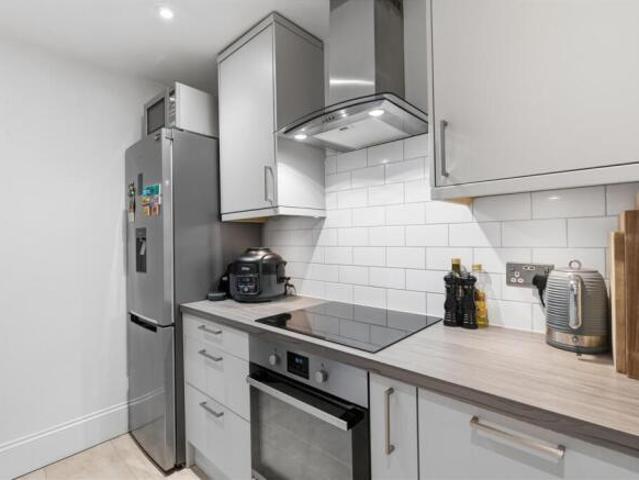 Flat for sale in Partick, Scotland