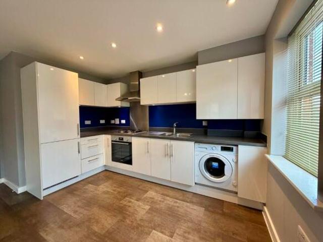 Flat for sale in Key Street, Suffolk