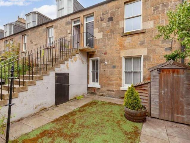 Flat for sale in Haymarket, Scotland