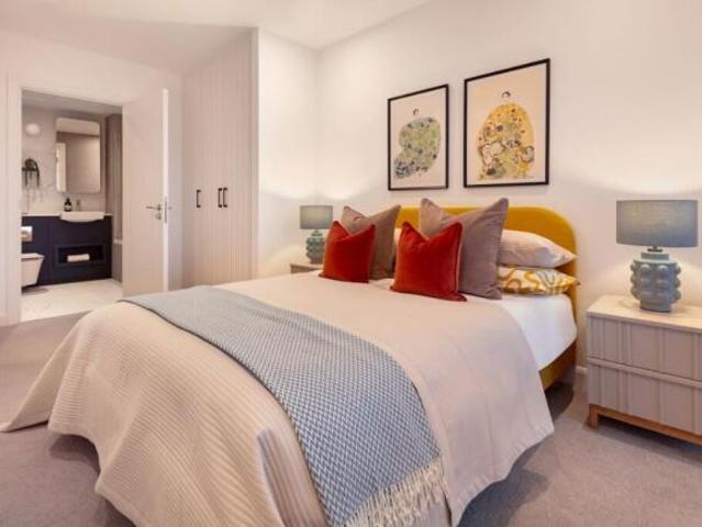 Flat for sale in Cat Hill