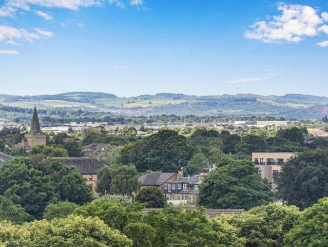 Flat for sale in Slateford, Scotland