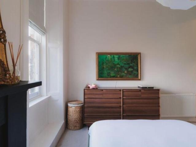 Flat for sale in Hillhead, Scotland