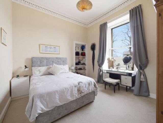 Flat for sale in Trinity, Scotland